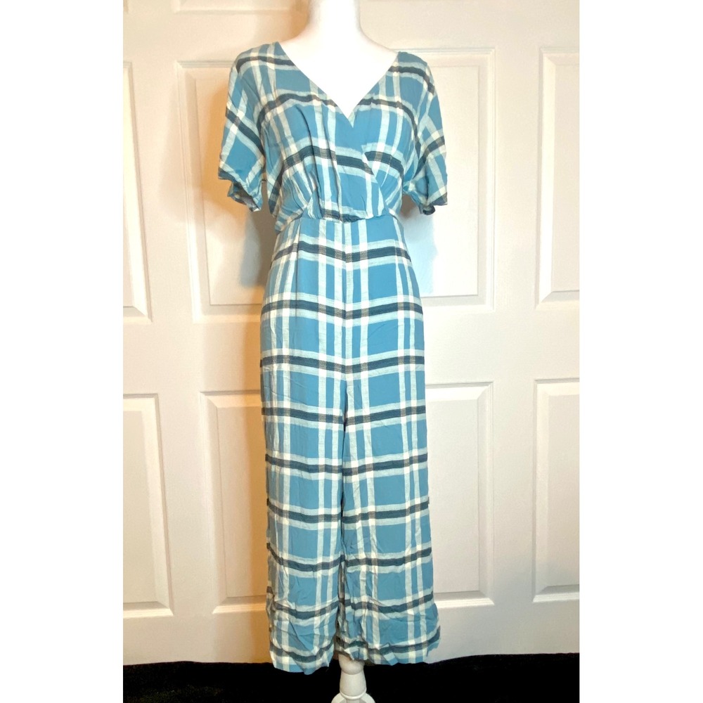 Wild Fable Blue Plaid Surplice V-Neck Wide Leg Jumpsuit Medium Short Sleeve